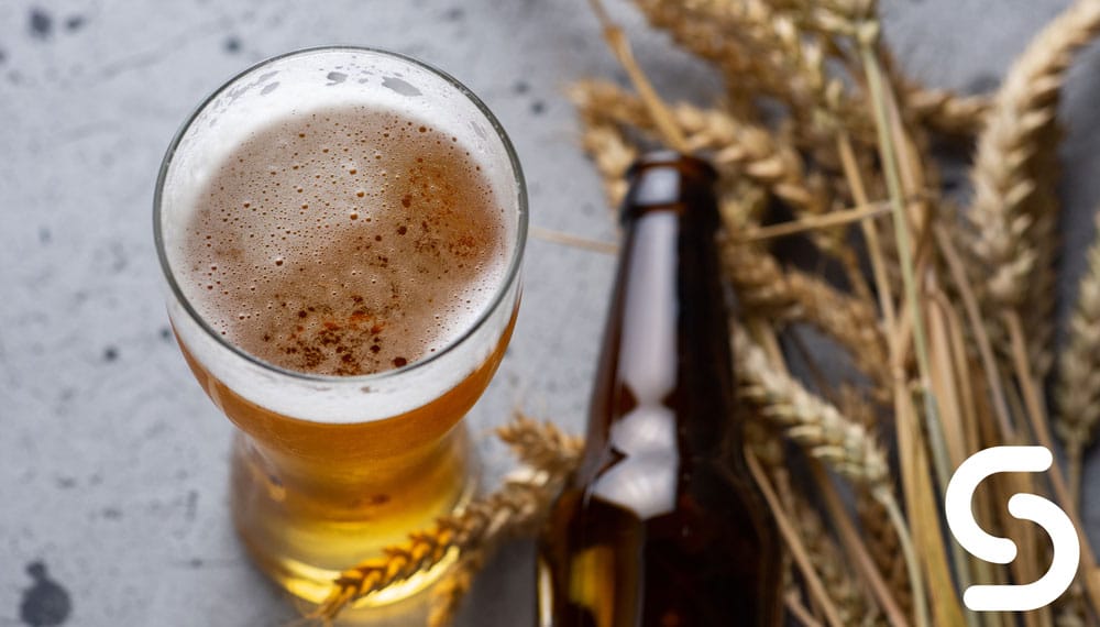 A Guide to Pilsner Beer Glasses - Smart Hospitality Supplies