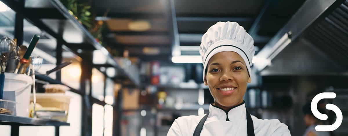 Choosing the Right Chef Hat: A Guide for Culinary Professionals - Smart Hospitality Supplies