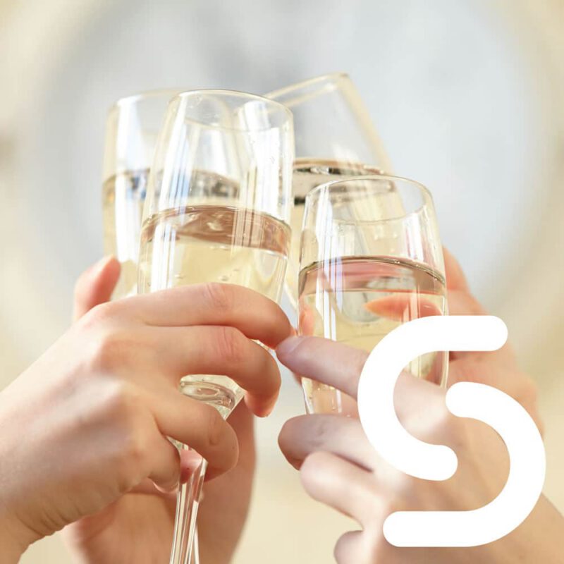 The History & Evolution of Champagne Glassware - Smart Hospitality Supplies||||
