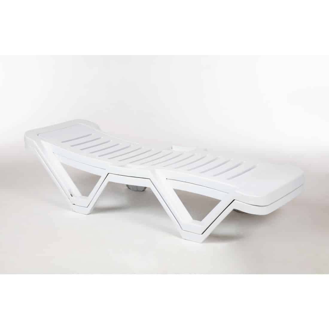 Polypropylene Sun Loungers White (Pack of 2) - Image 4
