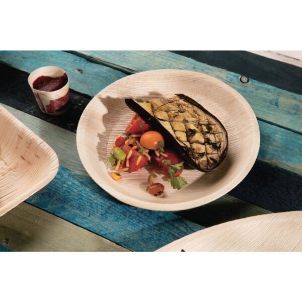 Fiesta Compostable Deep Palm Leaf Plates Round 175mm (Pack of 100) - Image 2