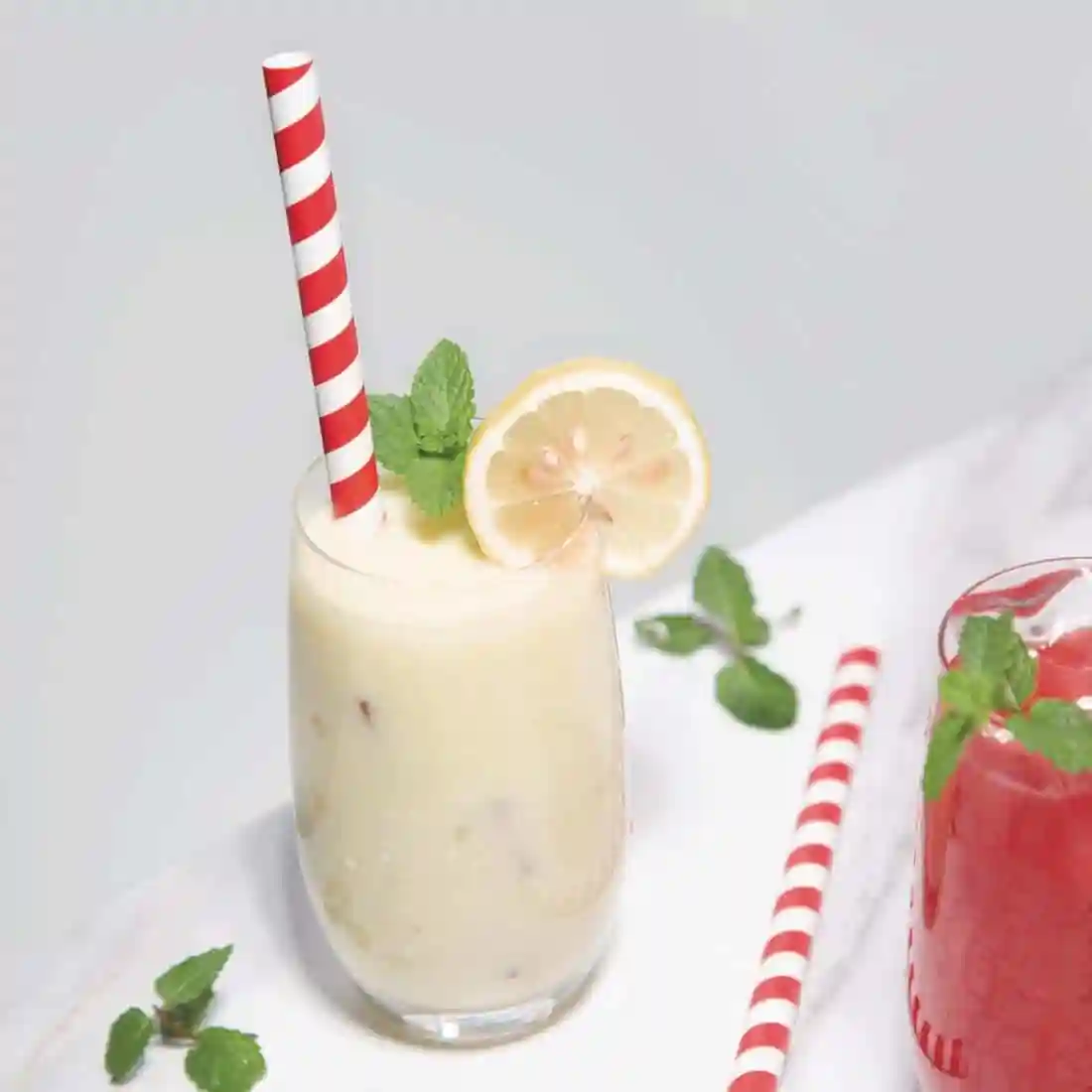 Fiesta Compostable Individually Wrapped Paper Smoothie Straws Red Stripes (Pack of 250) - Image 3