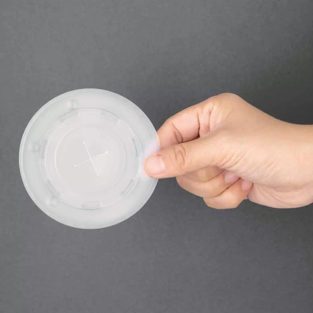 Fiesta Recyclable Polystyrene Lids for 16oz/20oz Cold Paper Cups 90mm (Pack of 1000) - Image 3