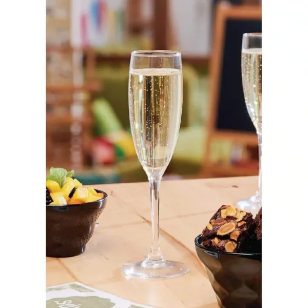 Arcoroc Vina Flutes 190ml (24 Pack) - Image 4