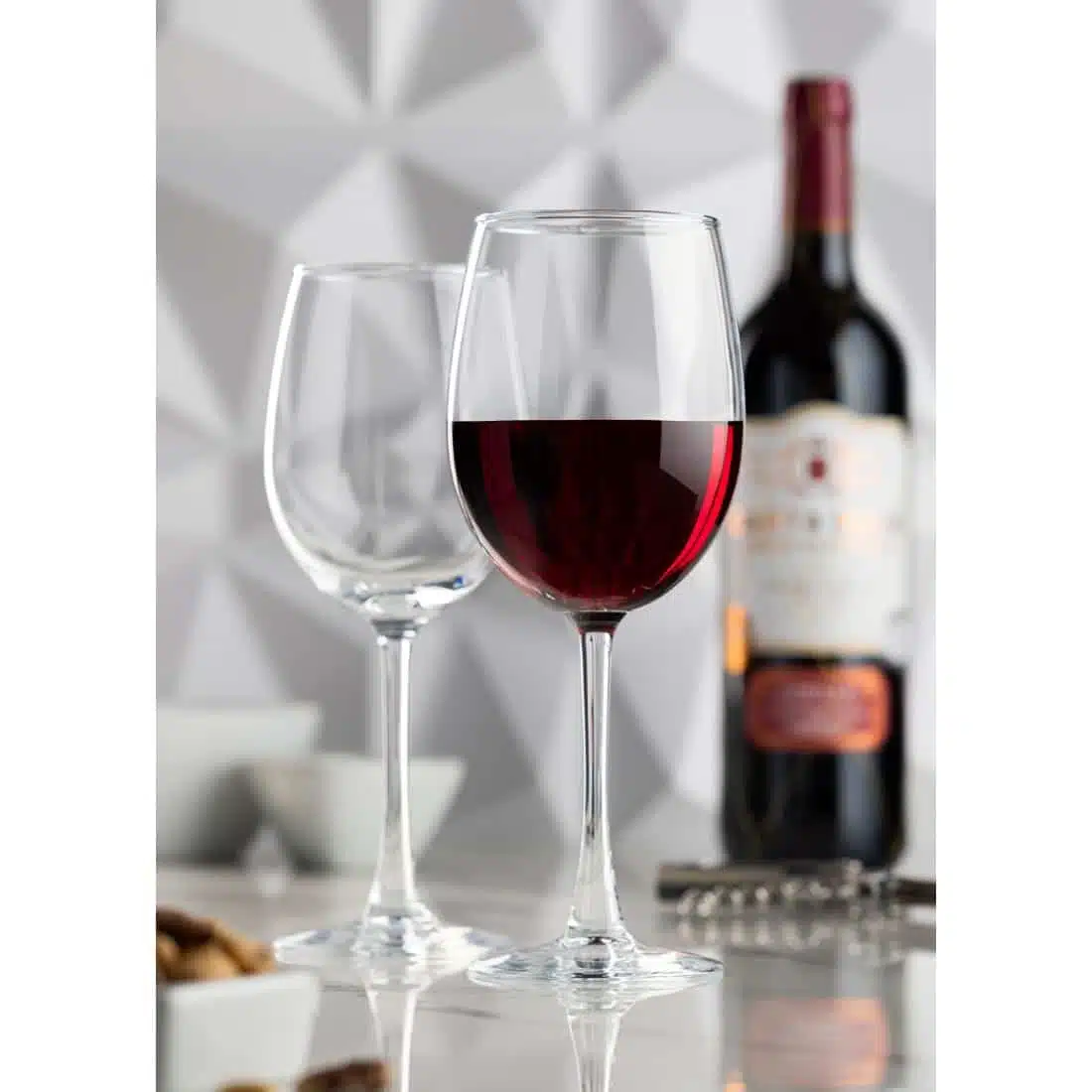 Utopia Vino Wine Glasses 370ml Marked at 250ml (24 pack) - Image 2