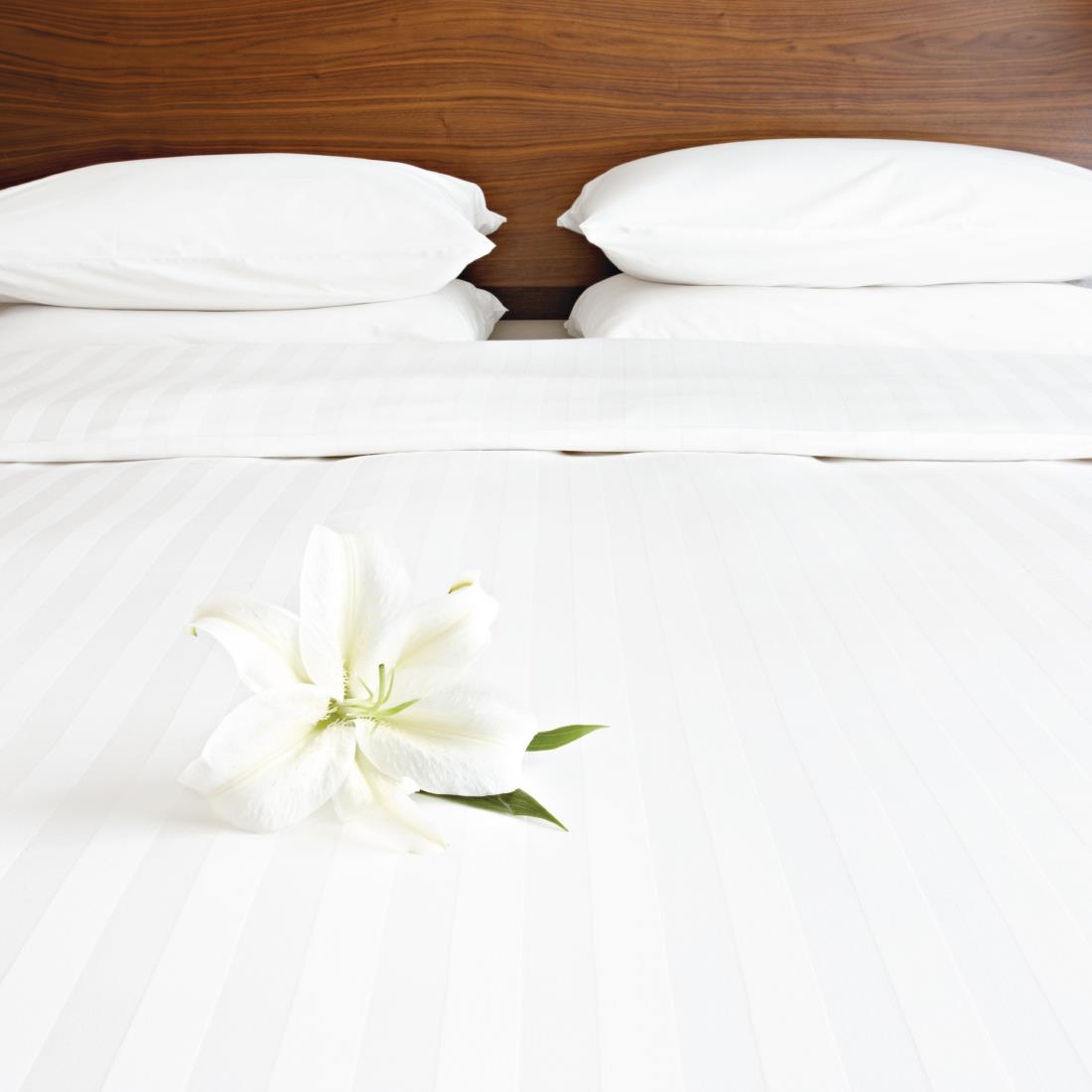 Mitre Comfort Satin Duvet Cover White Single