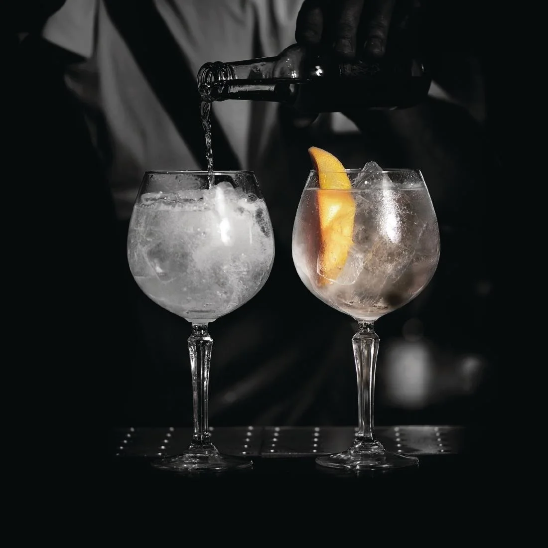 Onis Speakeasy Gin Cocktail Glasses 580ml/20.5oz (6 pack) - Image 2
