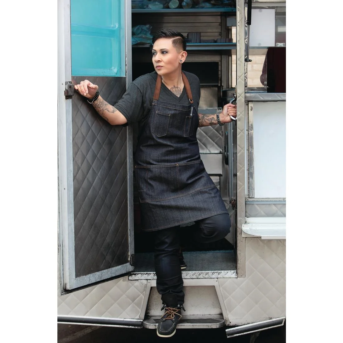 Chef Works Urban Memphis Bib Apron Black - Image 6