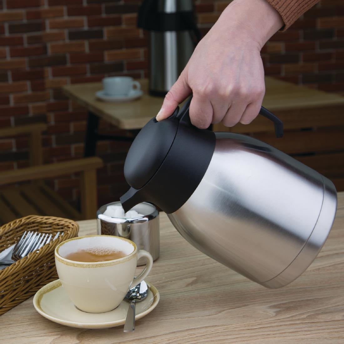 Olympia Vacuum Jug 1.5Ltr