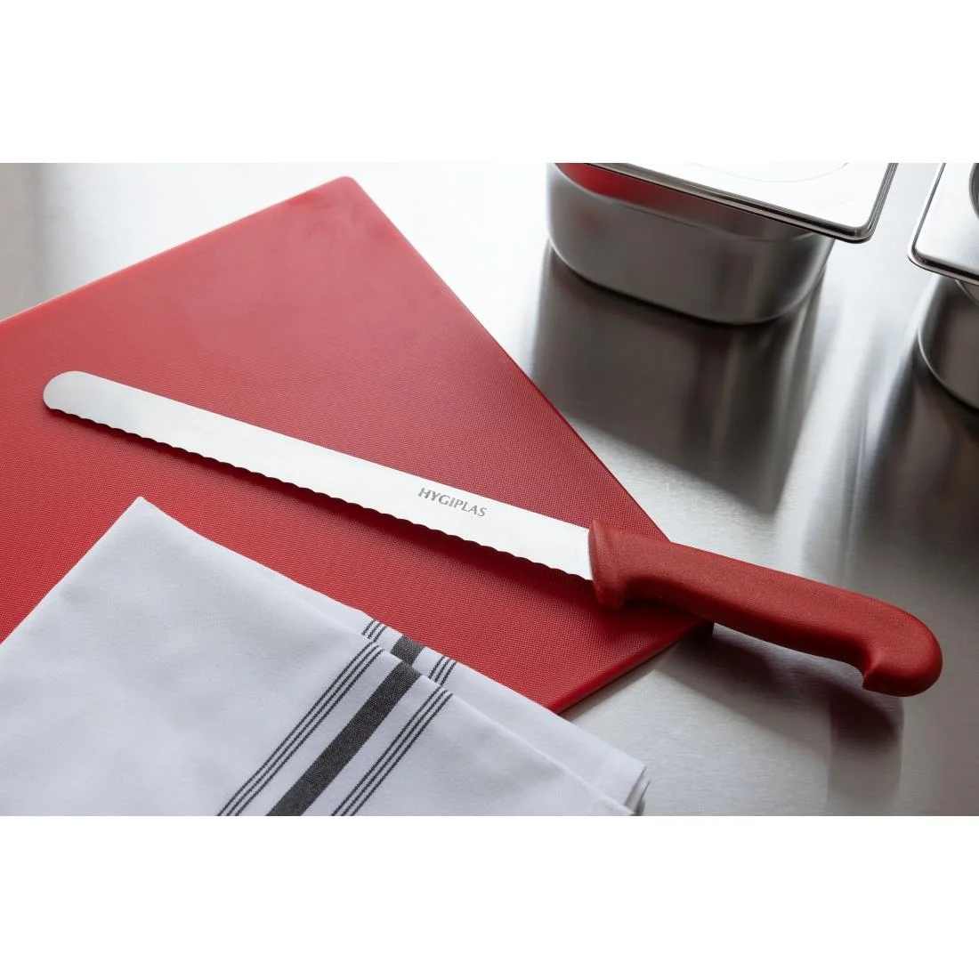 Hygiplas Serrated Slicer Red 25.5cm - Image 5