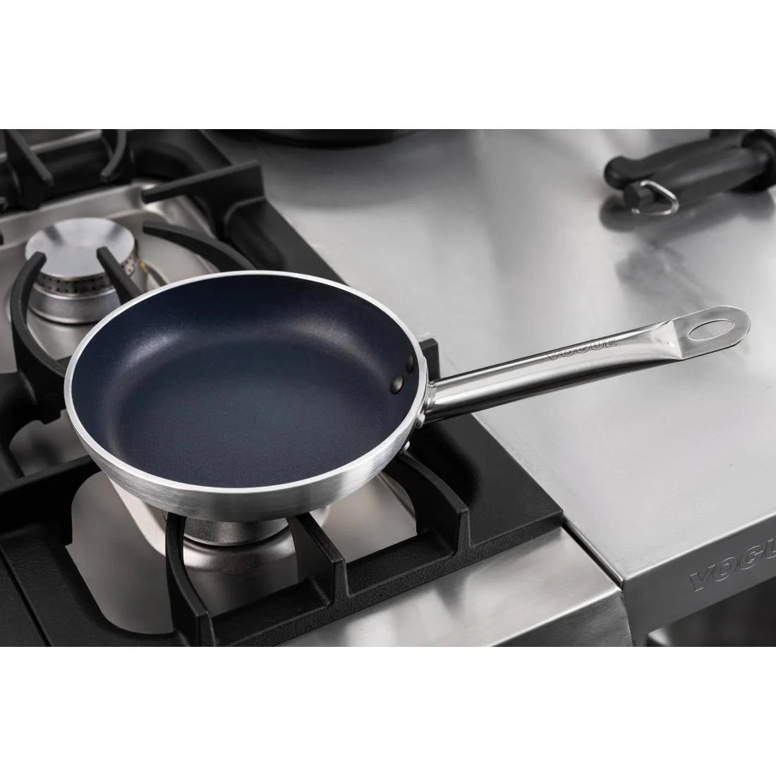 Vogue Non Stick Teflon Induction Frying Pan 200mm - Image 8