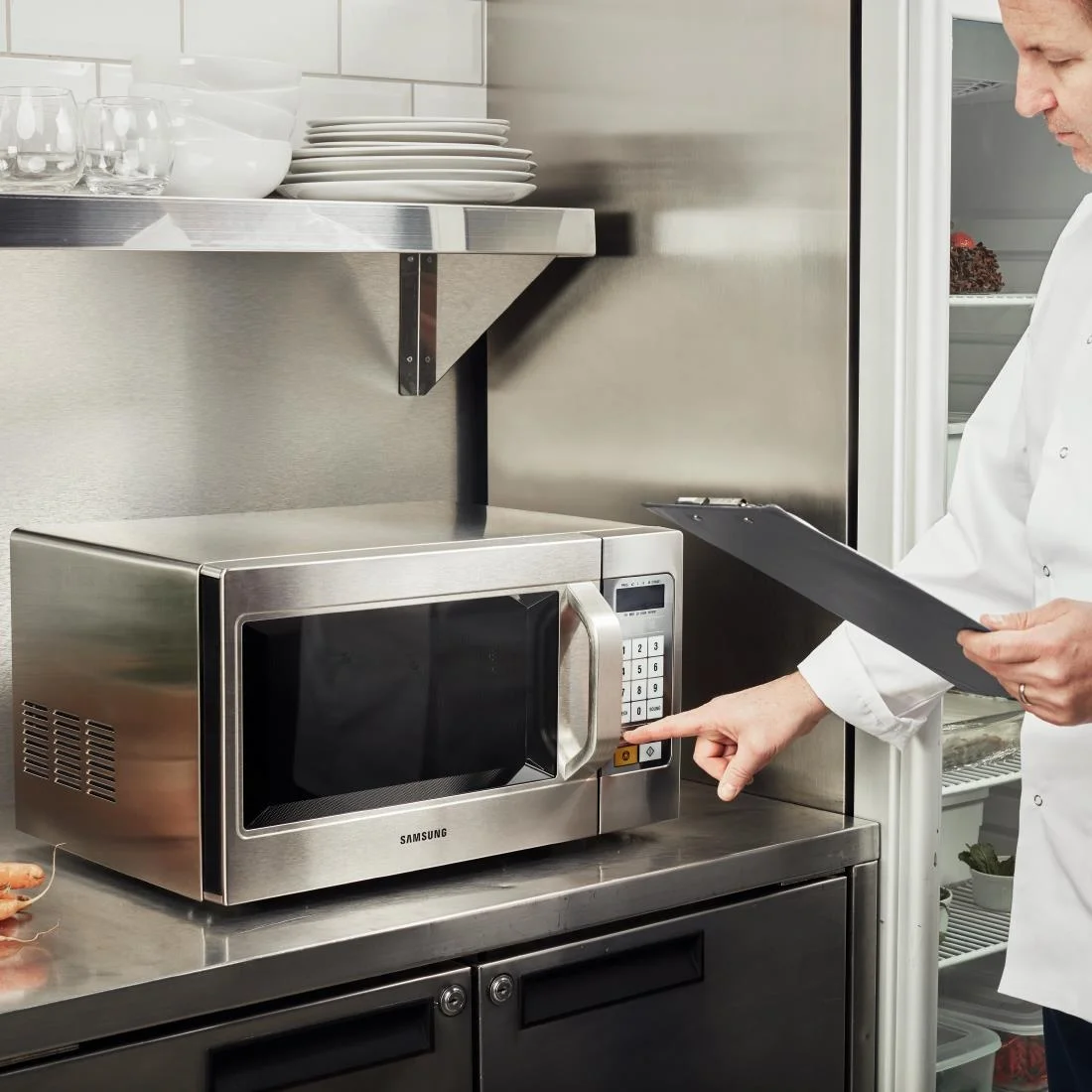 Samsung CM1089 1100w Microwave Oven - Image 3