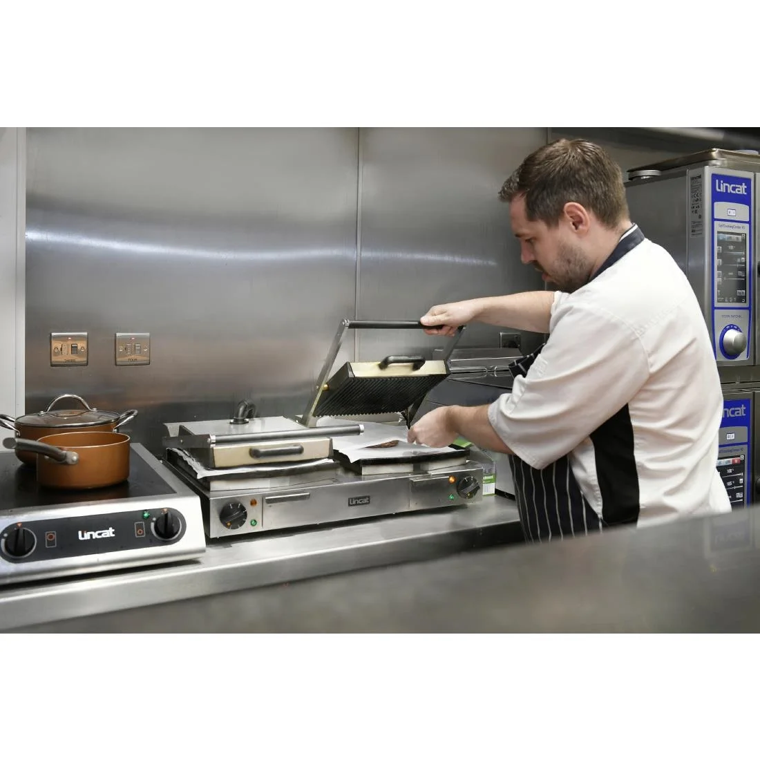 Lincat Lynx 400 Electric Twin Contact Grill LCG2 - Image 7
