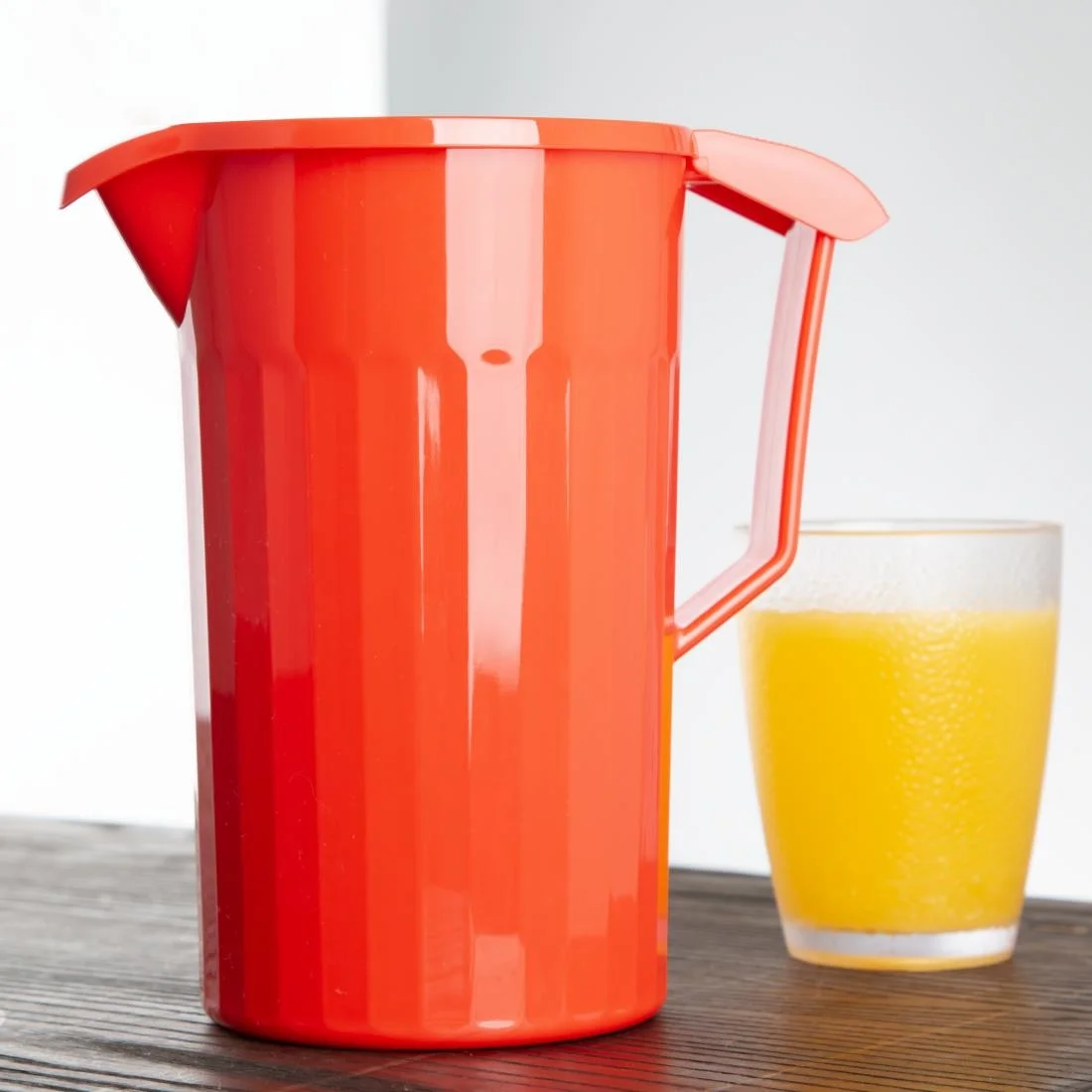 Lid for Kristallon 1.4 Litre Polycarbonate Jug Red - Image 5