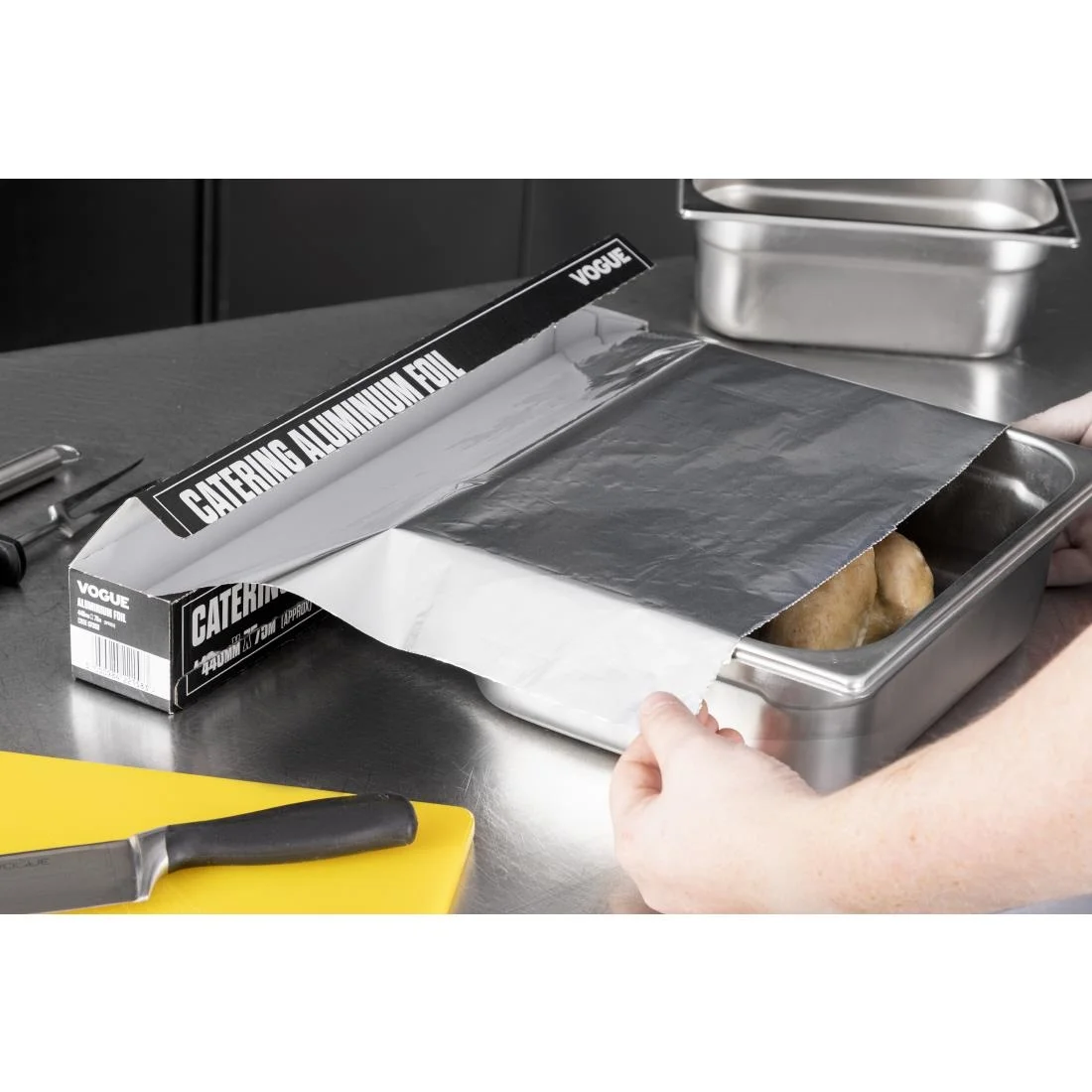 Vogue Aluminium Foil 440mm x 75m - Image 11