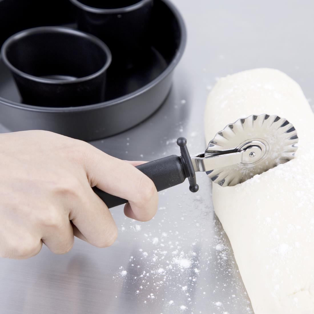 Vogue Dough Cutter