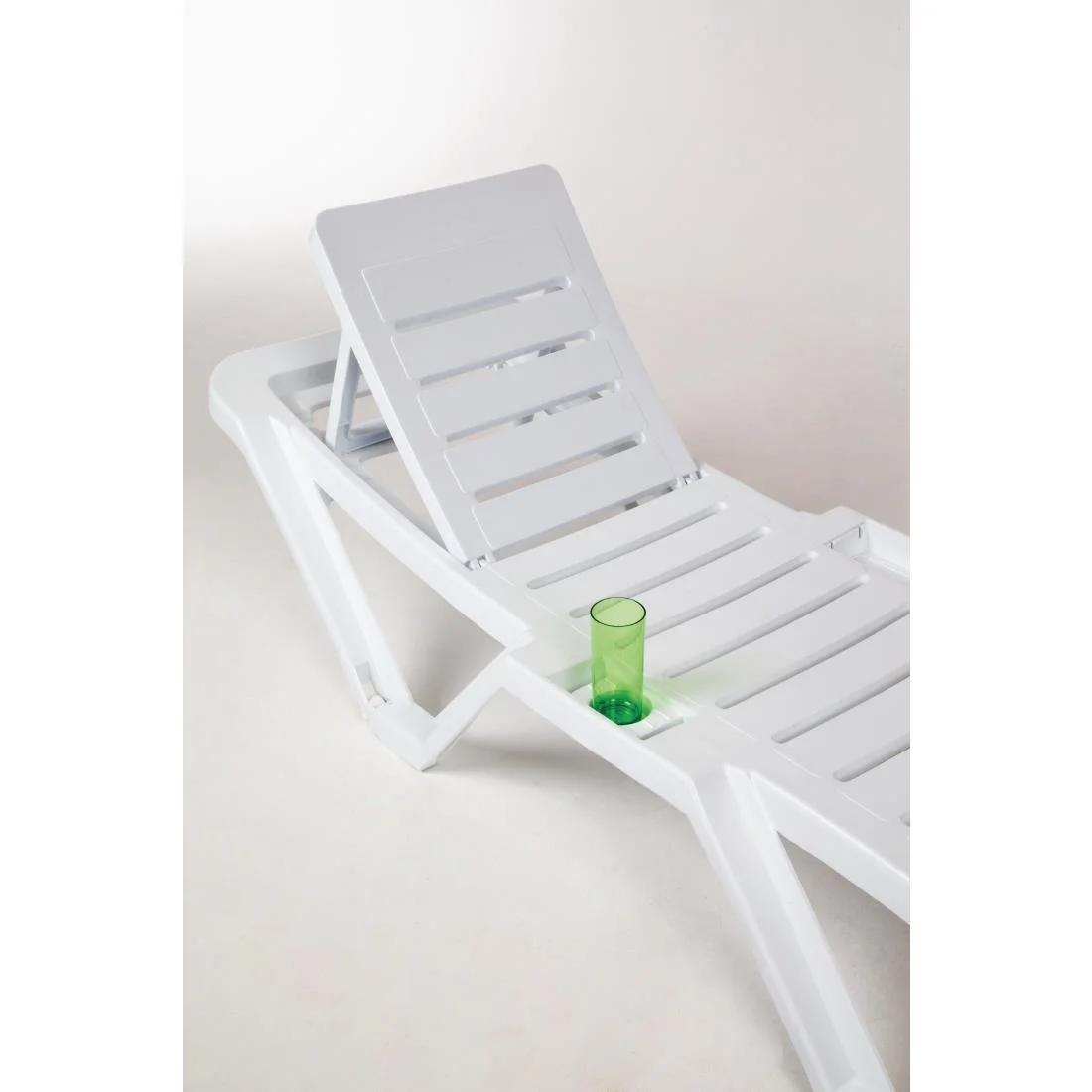 Polypropylene Sun Loungers White (Pack of 2) - Image 6