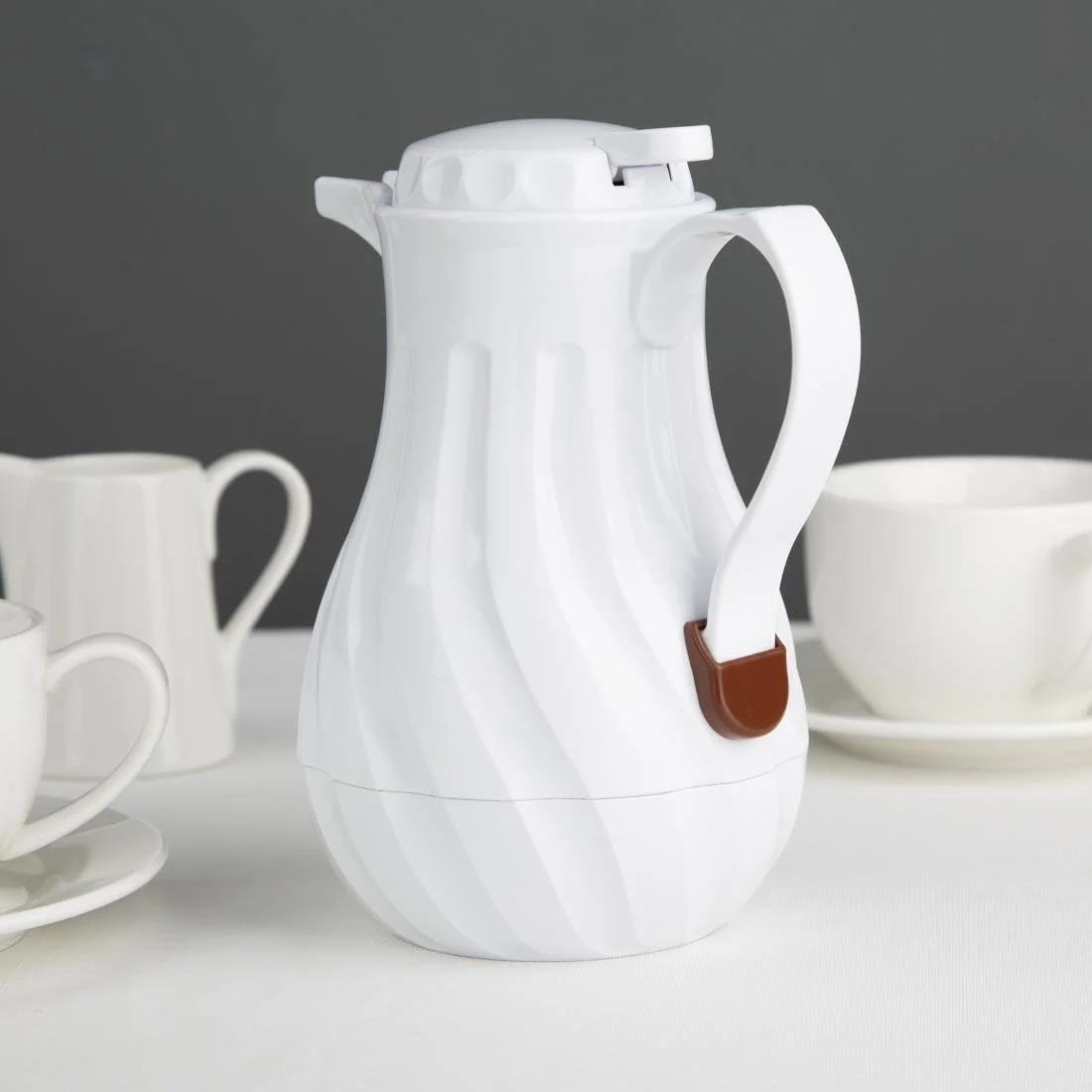 Olympia Insulated Swirl Jug White 0.5Ltr - Image 4