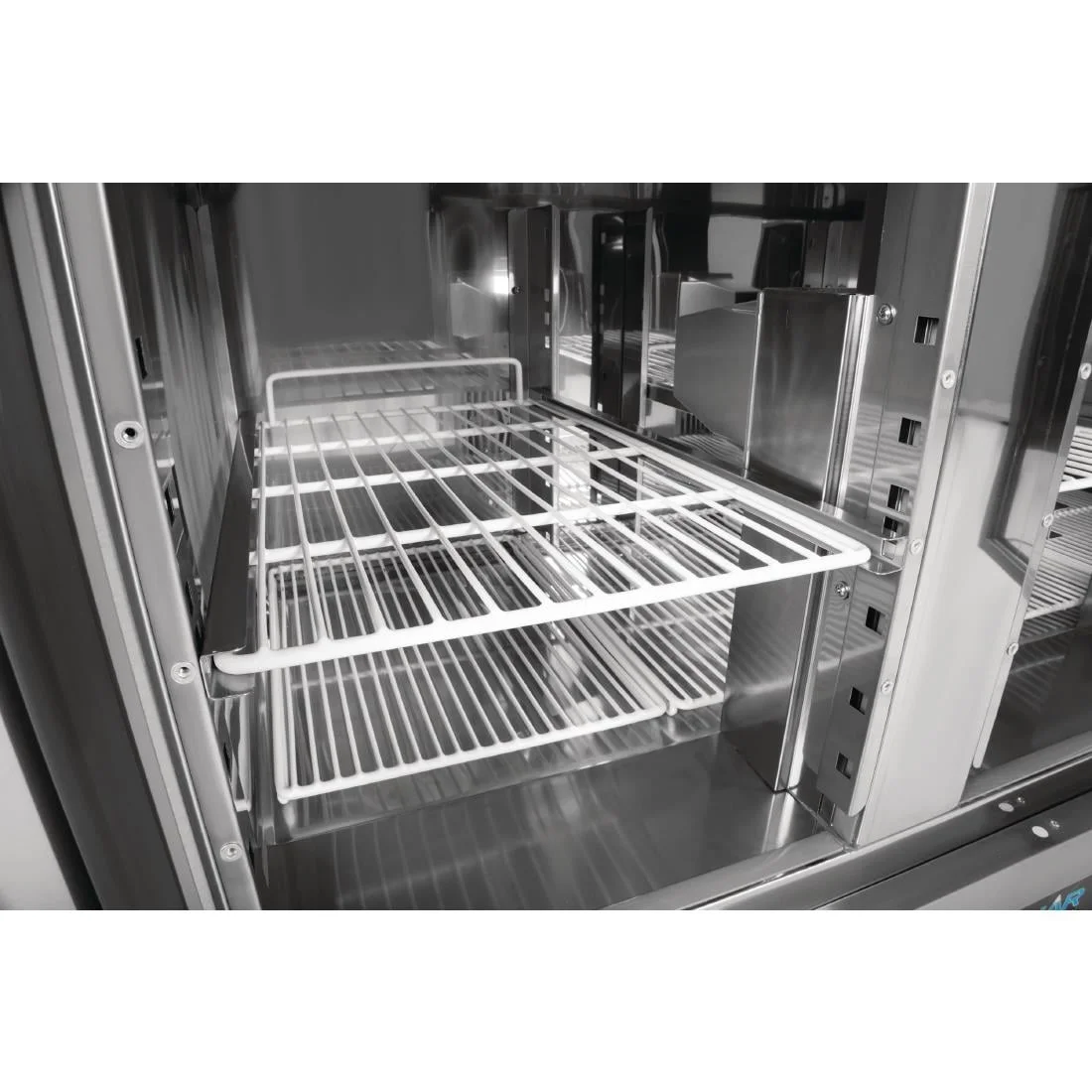 Polar Refrigerated Pizza and Salad Prep Counter 254Ltr - Image 4