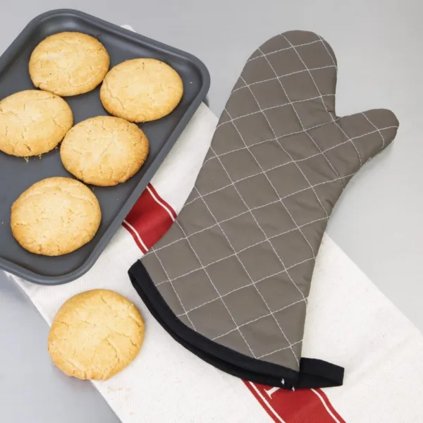 Vogue Flame Retardant Tan Oven Mitt 17"
