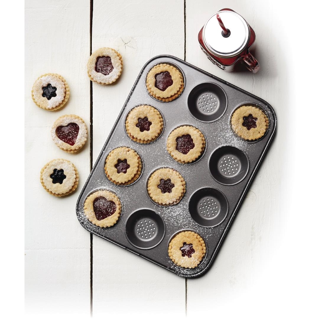 Masterclass Crusty Bake Non Stick Shallow Baking Pan