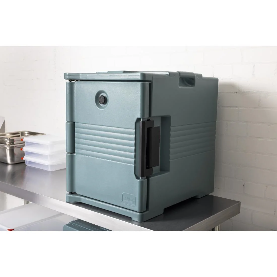 Cambro Front Loading Insulated Gastronorm Food Tray Carrier - Image 9
