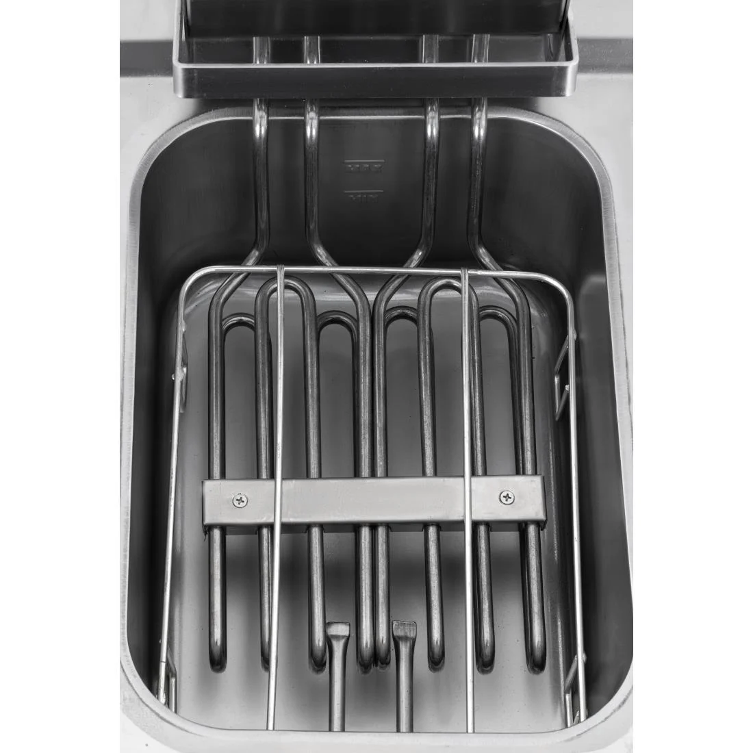 Buffalo 600 Series Countertop Electric Fryer 8Ltr - Image 3