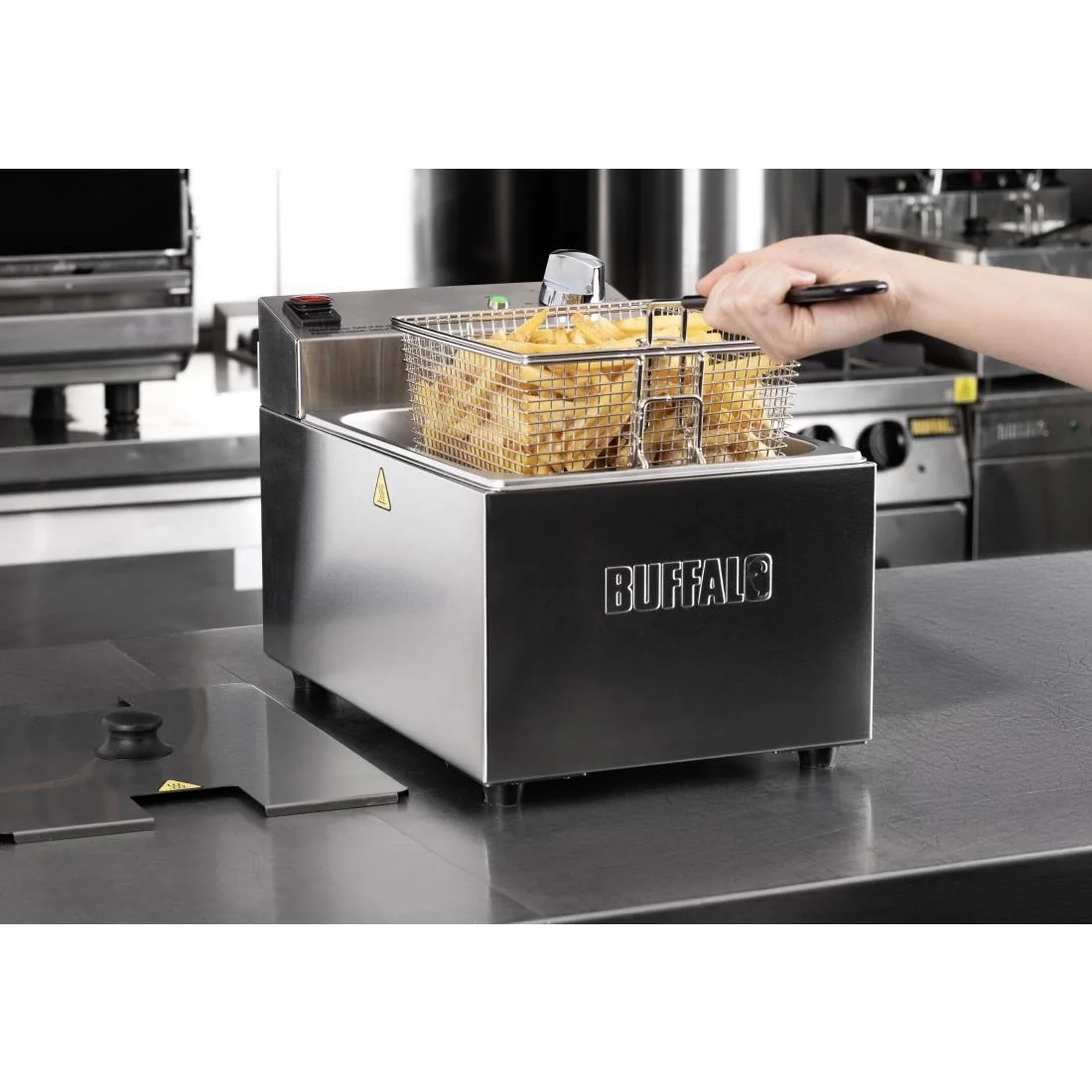 Buffalo Countertop Electric Fryer 5Ltr - Image 11