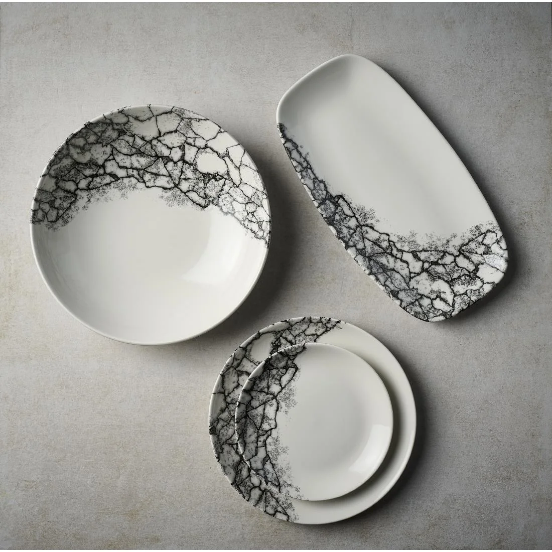Churchill Kintsugi Accents Quartz Black Evolve Coupe Plates 288mm (12 Pack) - Image 4