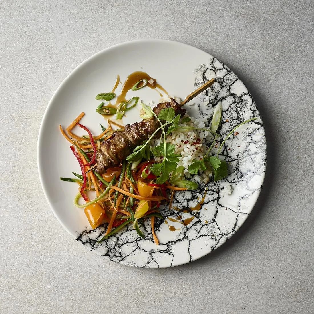 Churchill Kintsugi Accents Quartz Black Evolve Coupe Plates 220mm (12 Pack) - Image 10