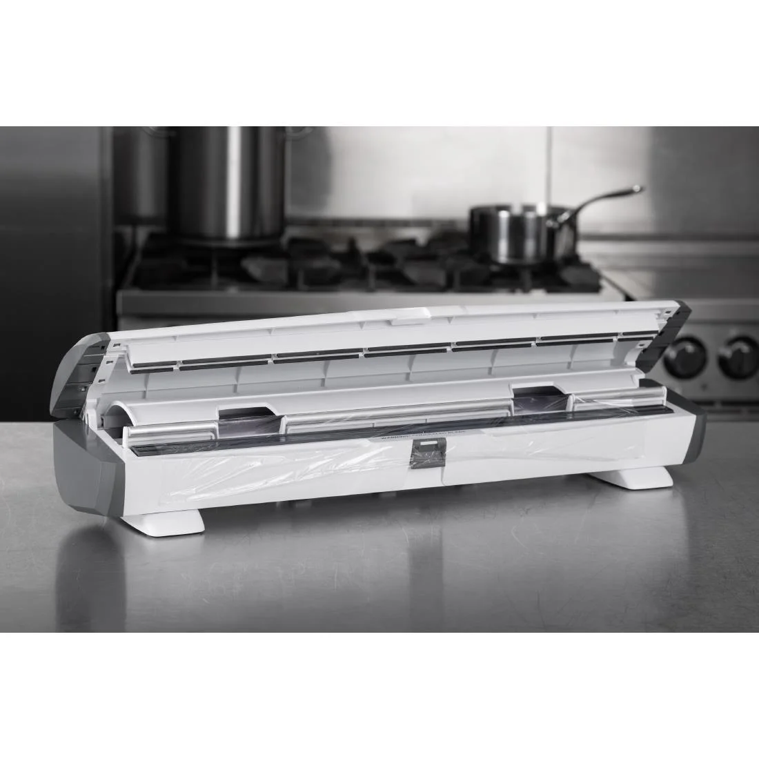 Vogue Cling Film 300m fits Wrap450 Dispenser (Pack of 3) - Image 9