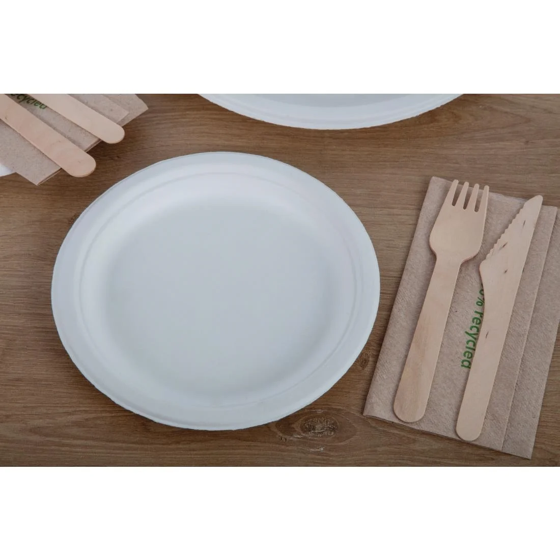 Fiesta Compostable Bagasse Plates Round 179mm (Pack of 50) - Image 3