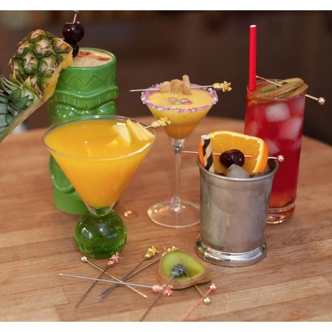 Beaumont Skull Garnish Pick (10 Pack) - Image 3