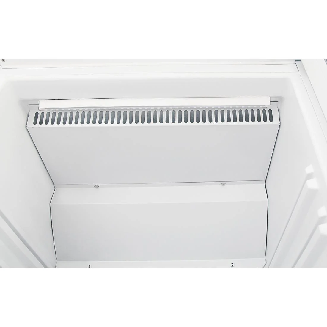 Polar C-Series Undercounter Display Fridge 150Ltr White - Image 8