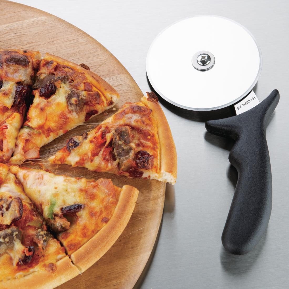 Vogue Pizza Wheel Black 4"