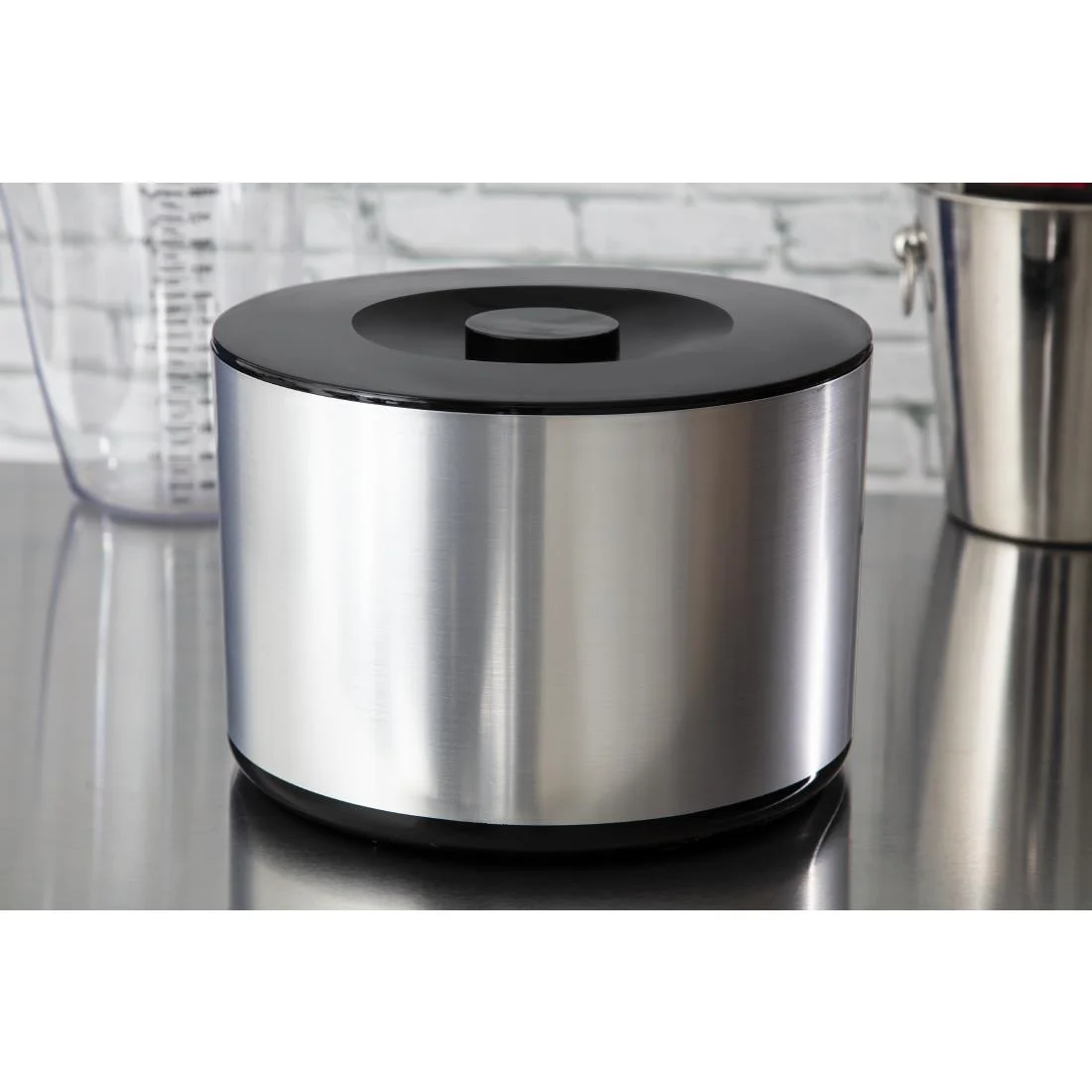 Beaumont Insulated Ice Bucket with Lid 10 Ltr - Image 5