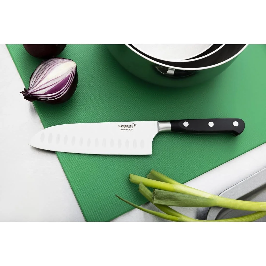 Deglon Sabatier Santoku Knife Black 18.3cm - Image 6