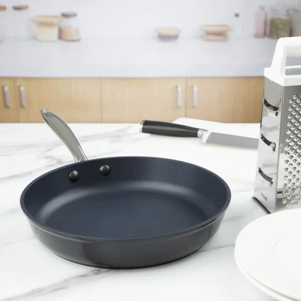 Vogue Cast Aluminium Non Stick Teflon Frying Pan 260mm