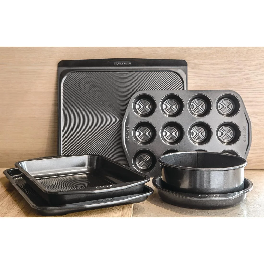 Circulon Springform Cake Tin 245mm - Image 2