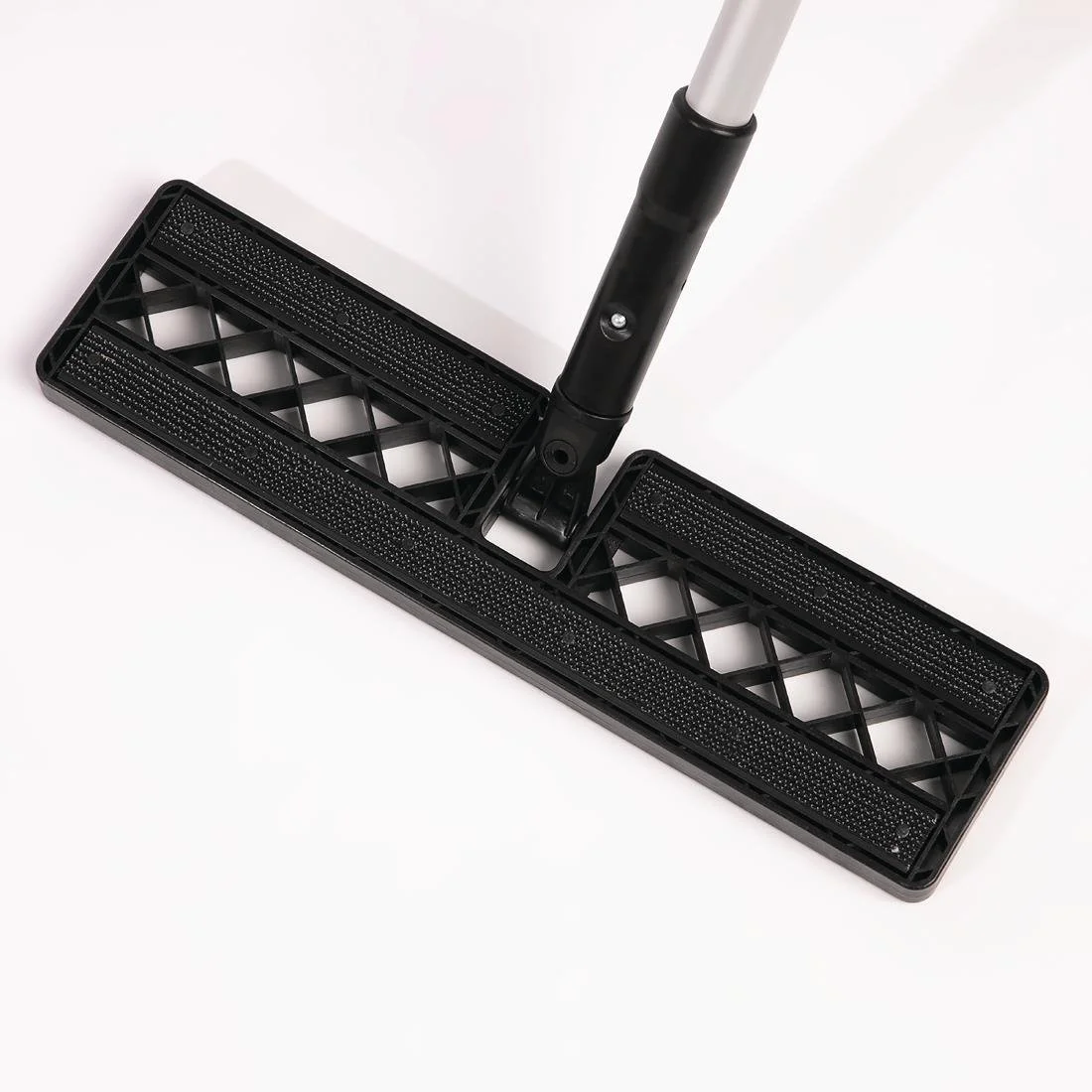 SYR Dual Spray Mop Frame and Handle - Image 4