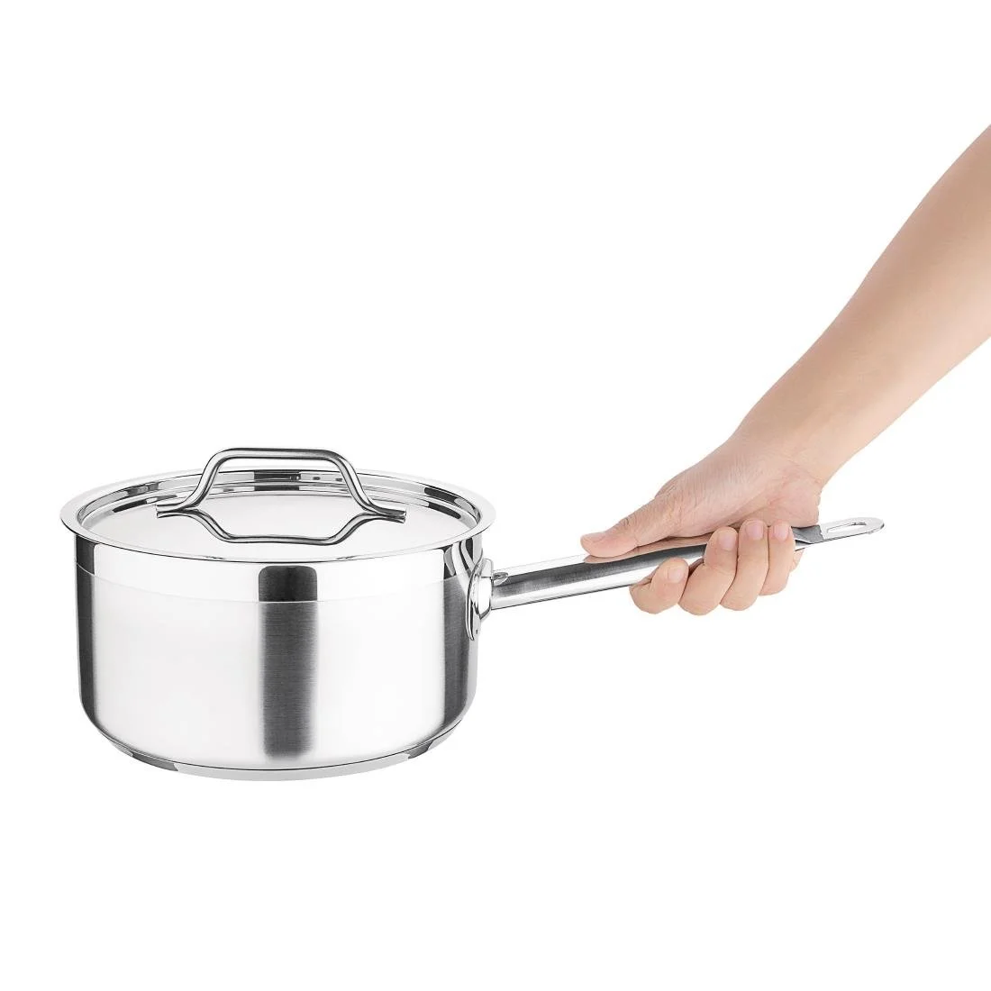 Nisbets Essentials Stainless Steel Saucepan with Lid 20cm - Image 7