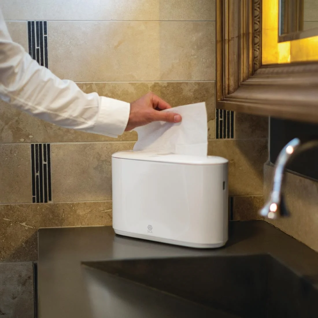 Tork Z Fold White Hand Towels 1Ply 250 Sheets (Pack of 12) - Image 5
