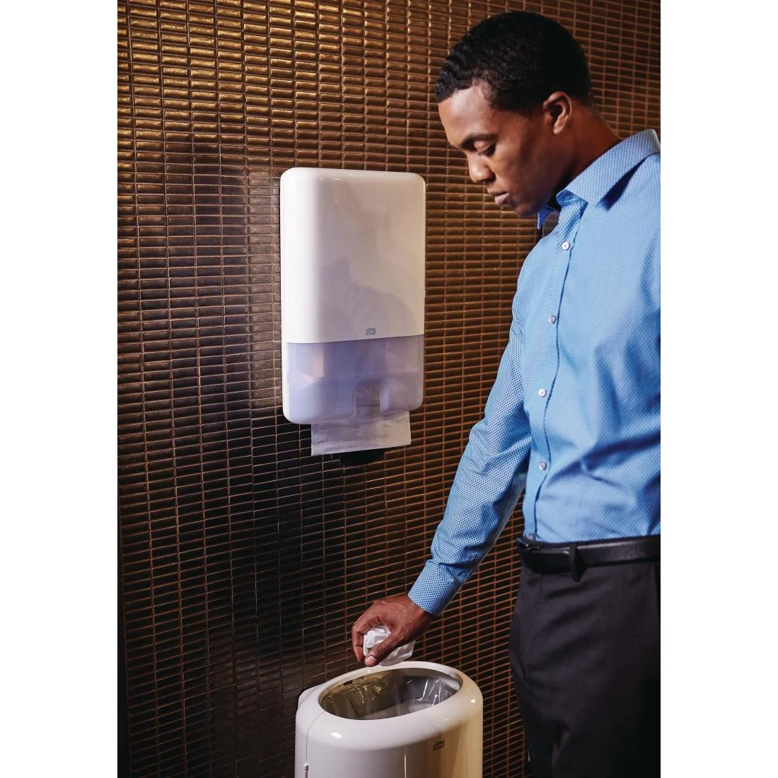 Tork Z Fold White Hand Towels 1Ply 250 Sheets (Pack of 12) - Image 6