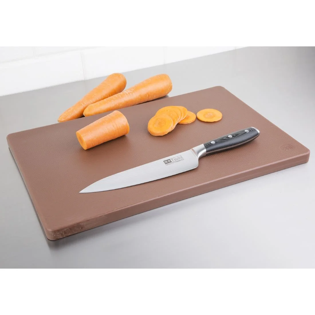 Hygiplas Thick Low Density Brown Chopping Board - Image 4