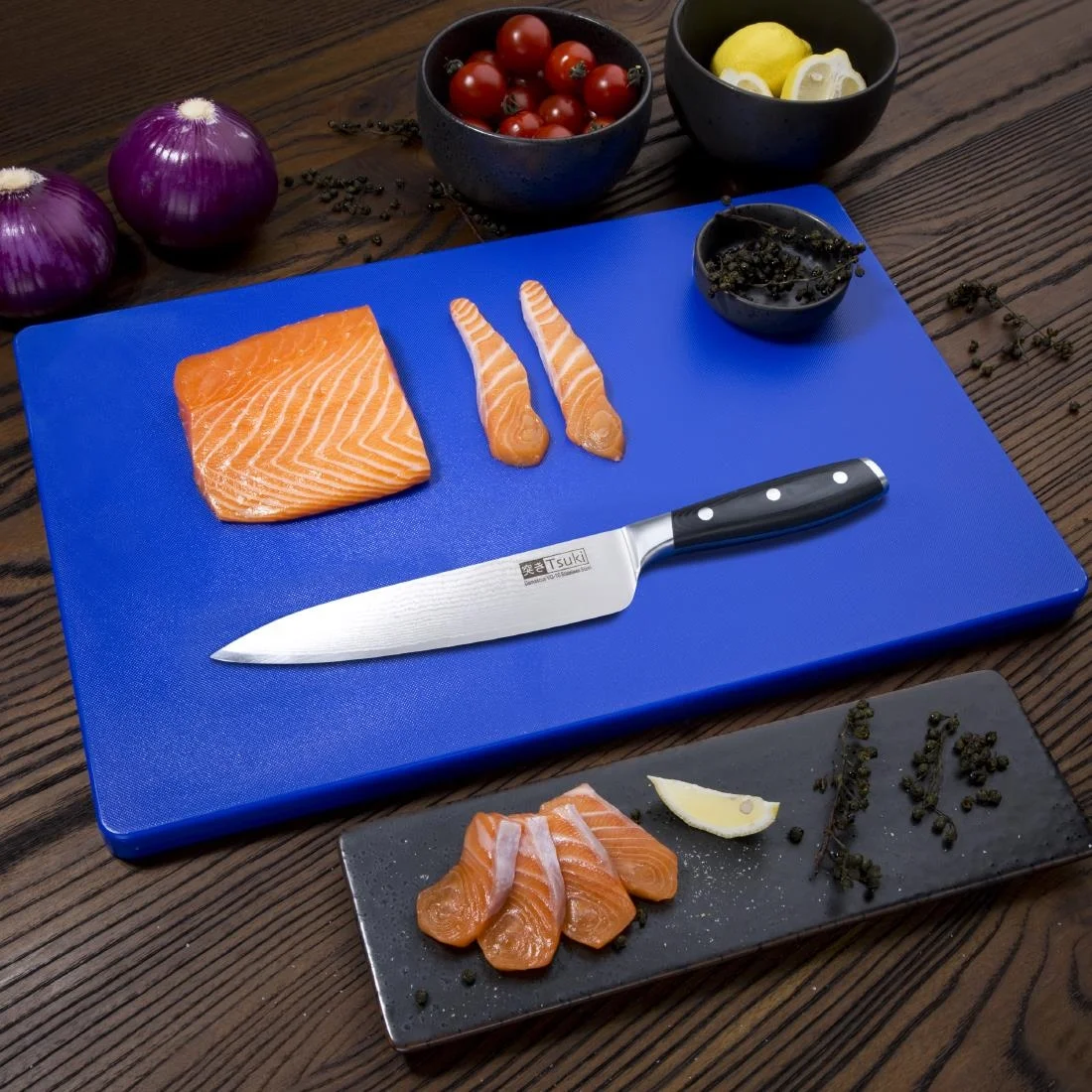 Hygiplas Thick Low Density Blue Chopping Board - Image 5