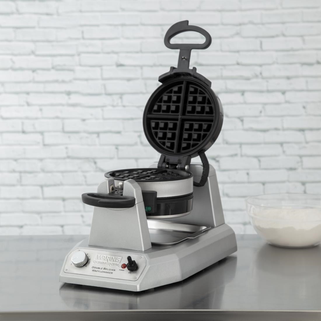 Waring Double Waffle Maker WW200K