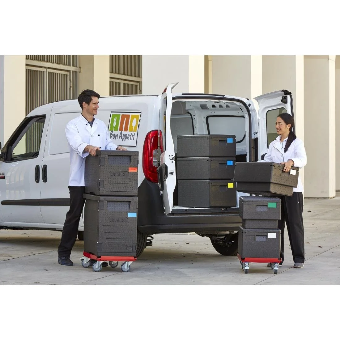 Cambro Insulated Front Loading Food Pan Carrier 86Ltr - Image 2