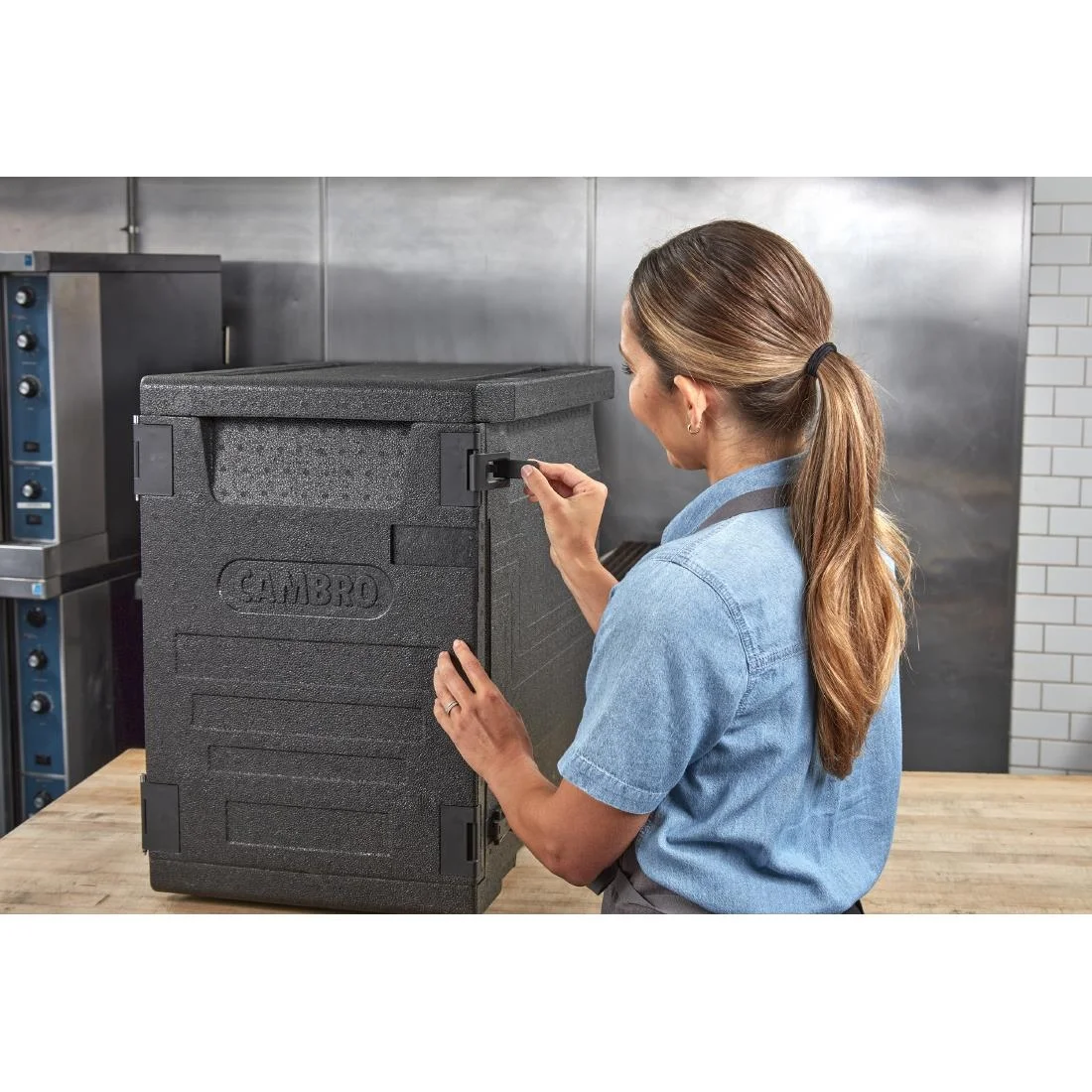 Cambro Insulated Front Loading Food Pan Carrier 86Ltr - Image 5
