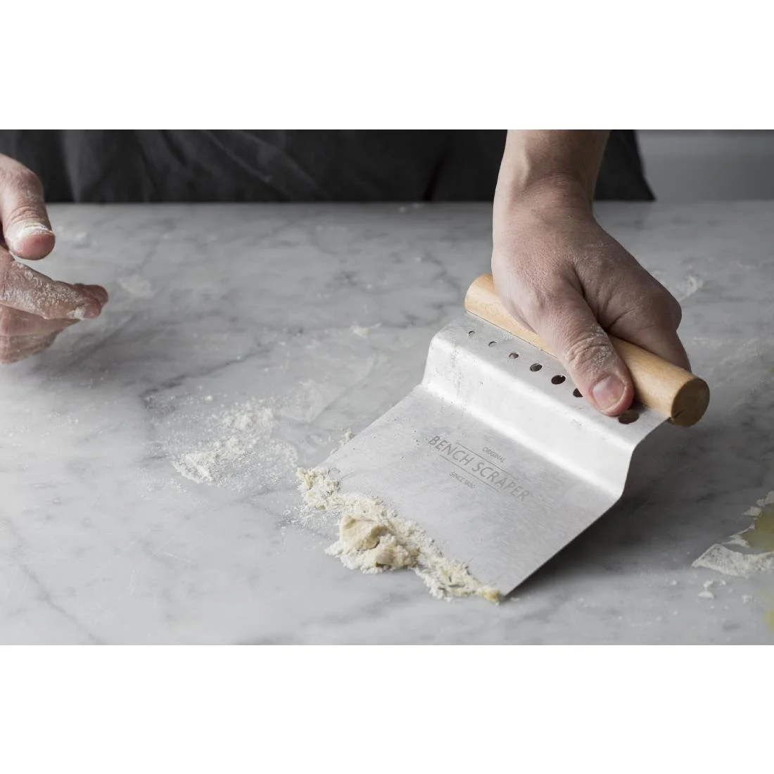 Mason Cash Innovative Kitchen 4-in-1 Bench Scraper - Image 5