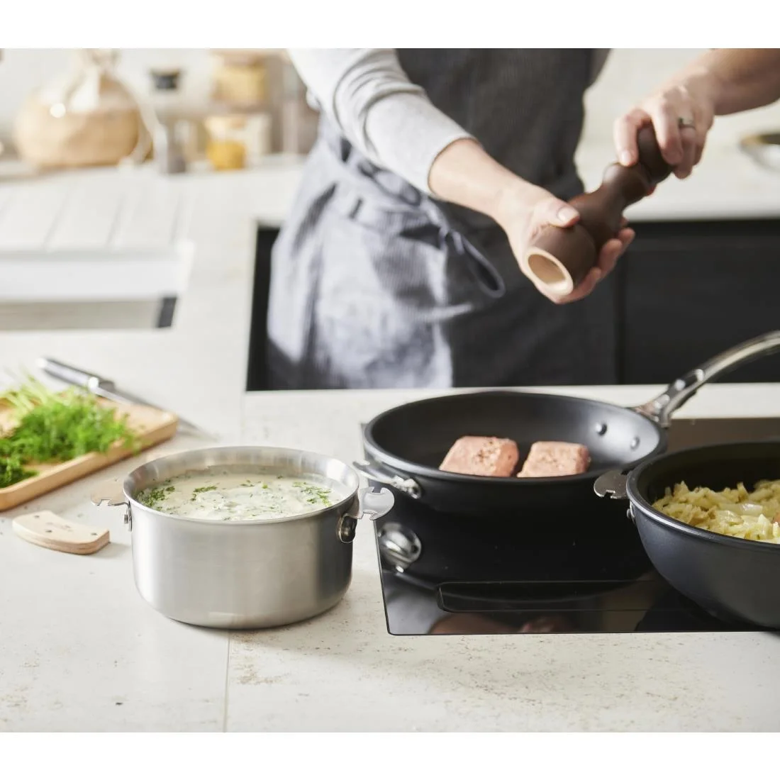 De Buyer Choc Extreme Non-Stick Frying Pan 24cm - Image 3